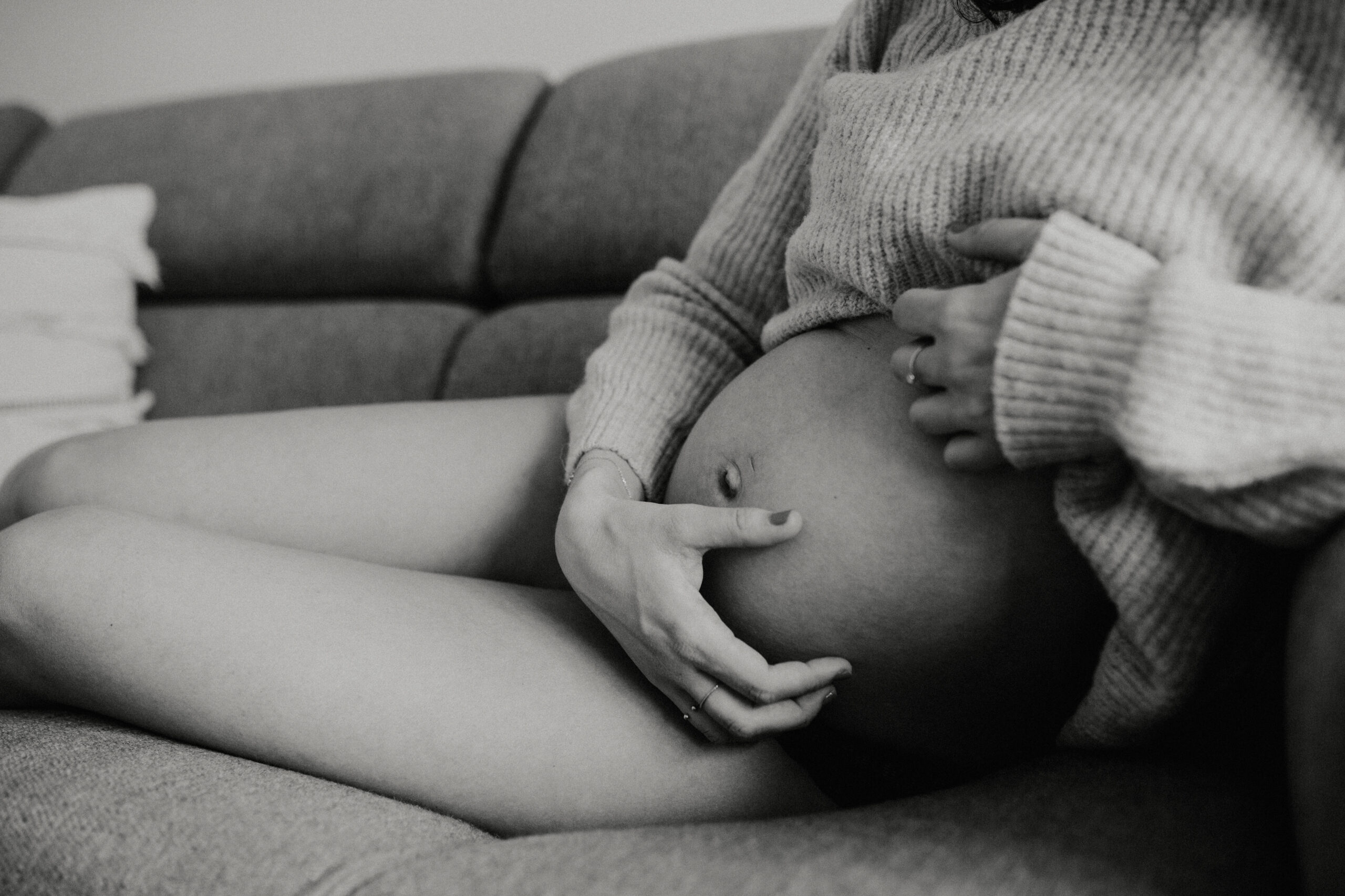 Séance photo de grossesse à domicile à Paris